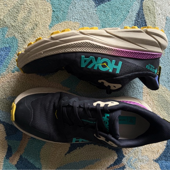 Hoka Women's Black and Teal Athletic Shoes - Picture 2 of 8